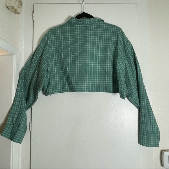 Green Checkered Women's Long Sleeved Cropped Shirt Size L - Picture 2 of 11